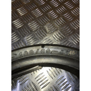 Pneu pour PEUGEOT KISBEE 50 C6031R