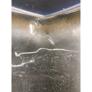 Carenage centrale arriere pour YAMAHA XMAX 125 2011