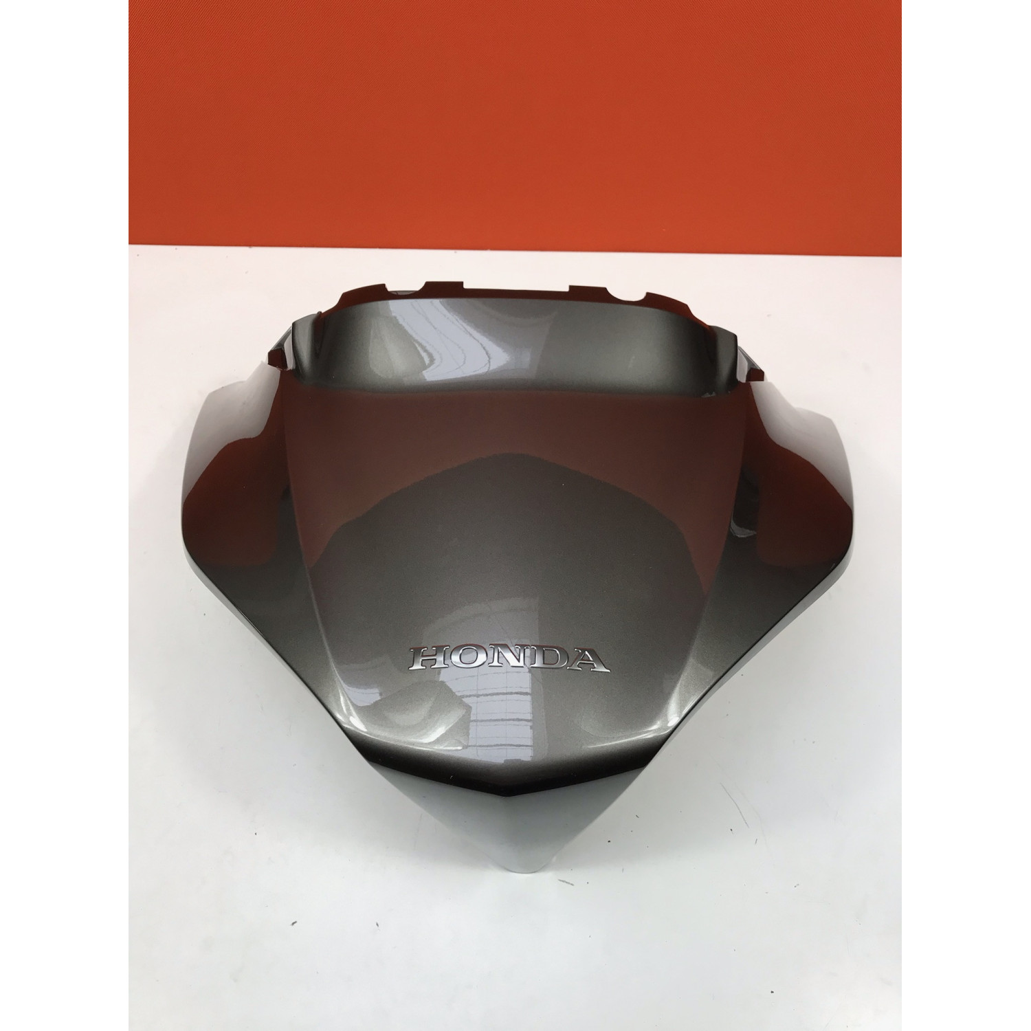 Habillage arrière pour HONDA SILVER WING 400 83600-MFT-640ZC