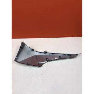 Protection laterale avant droite pour HONDA FORZA 125 64431-K40-F00ZE