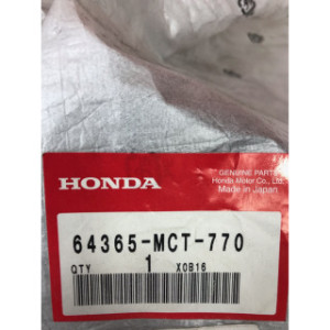 Habillage arrière pour HONDA SILVER WING 600 64365-MCT-770