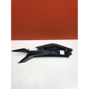 Cache latéral arrière sous selle gauche pour HONDA CBR 125 R 83700-KPP-T00