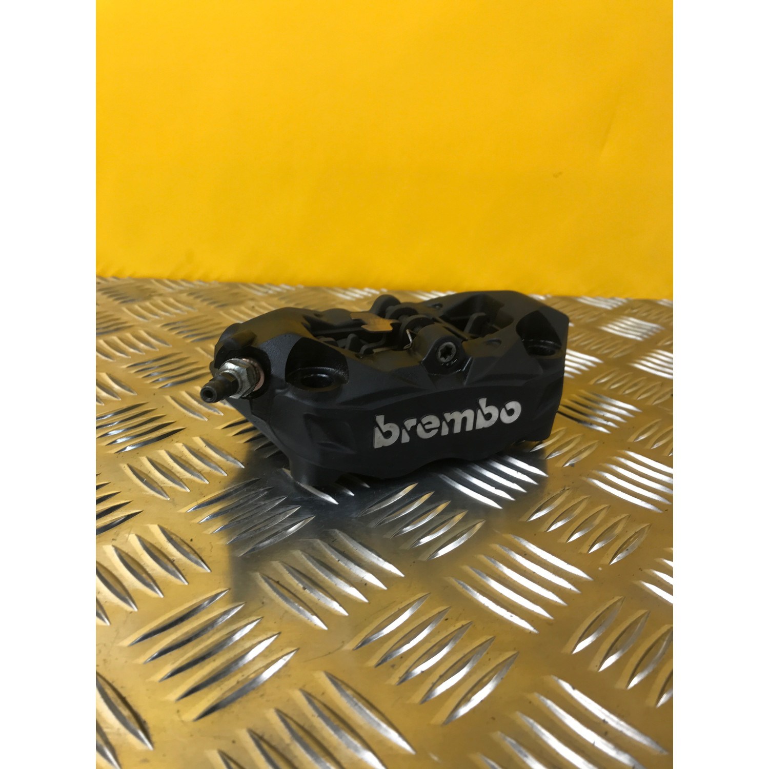 étriers de frein avant gauche pour BMW F 900 XR 2021