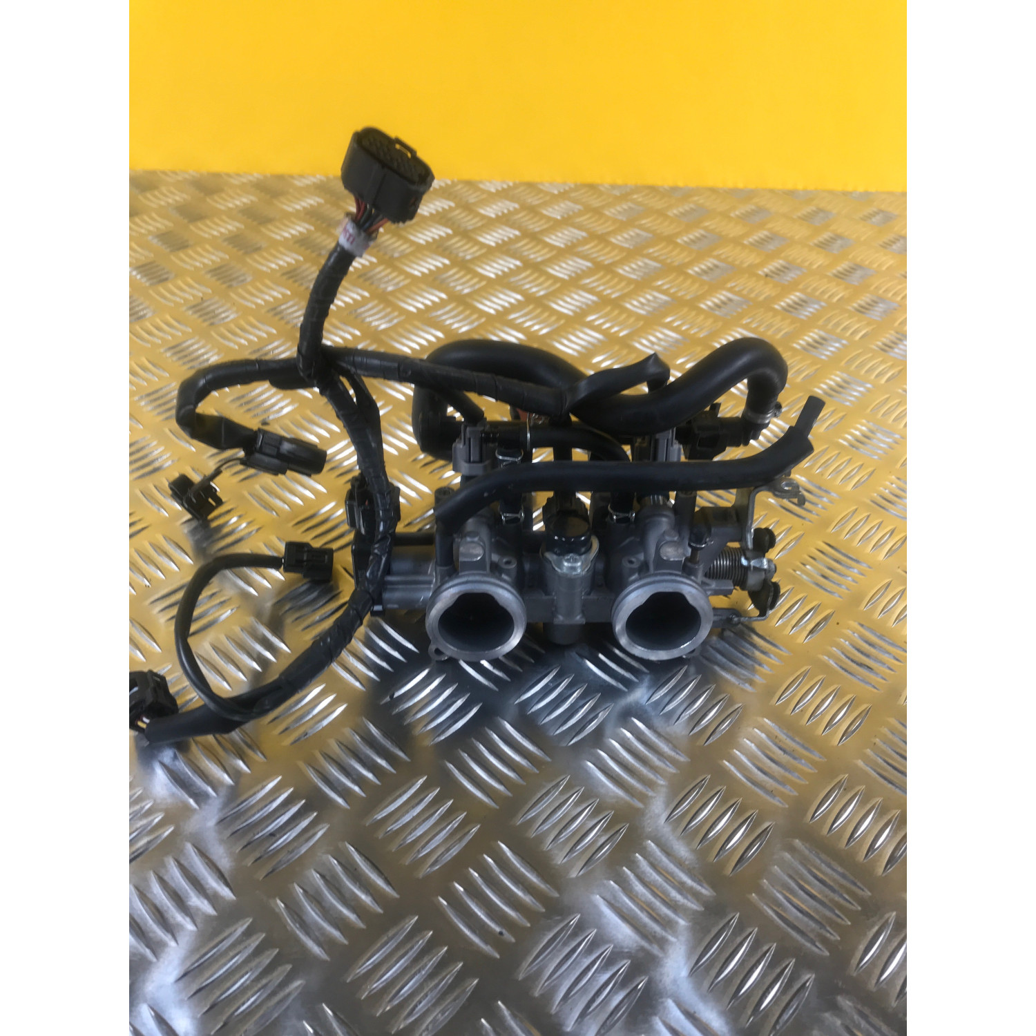 Rampe injection pour YAMAHA TRACER 7 2020