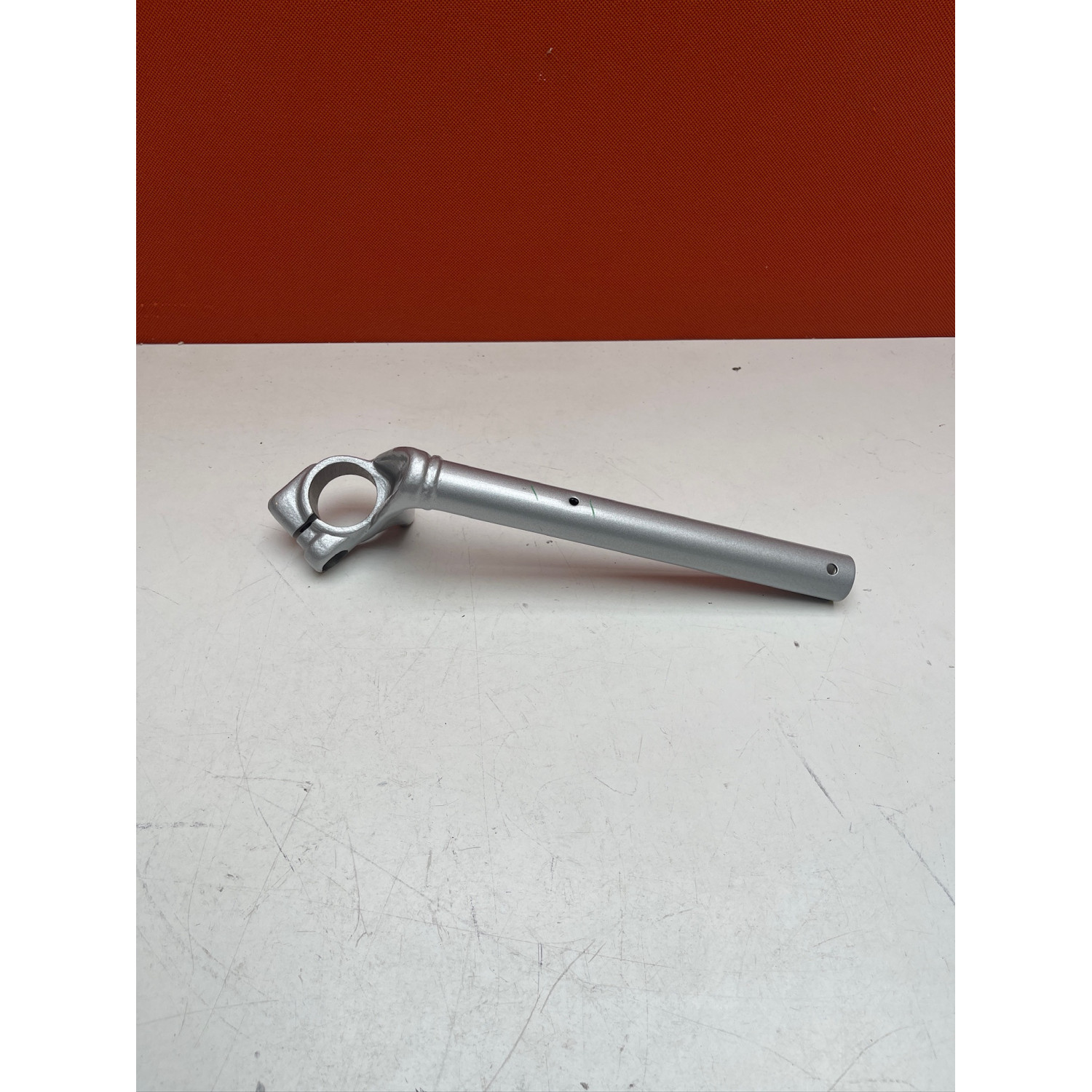 Demi guidon droit pour HONDA CBR 125 R 53100-KTY-D30