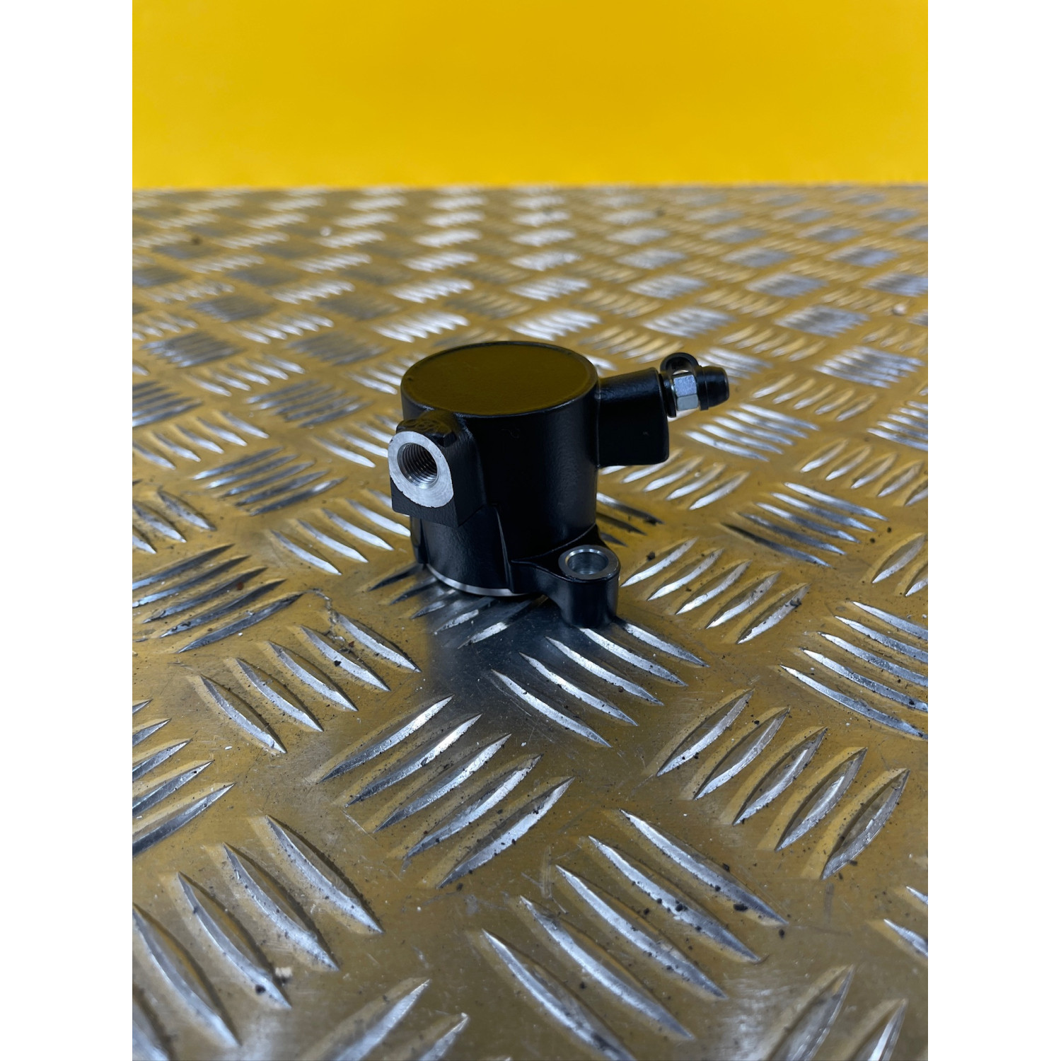 Maitre cylindre d embrayage pour SUZUKI GSXF F 23160-08A02