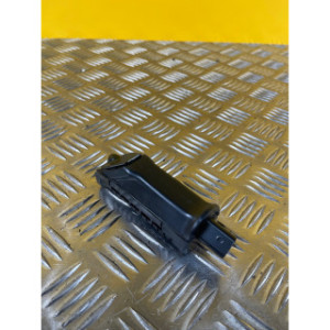 Platine repose pieds avant droite pour SUZUKI GSE 500 43700-12B01