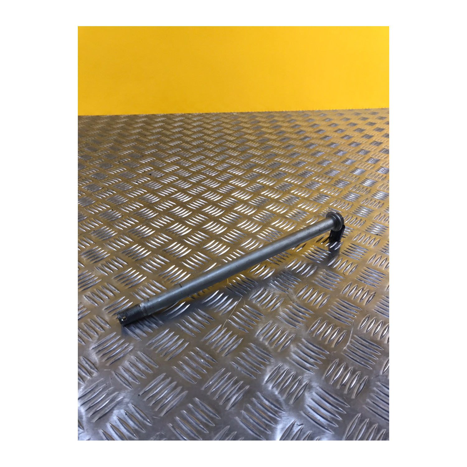 Axe de roue arrière pour KAWASAKI Z 650 2019