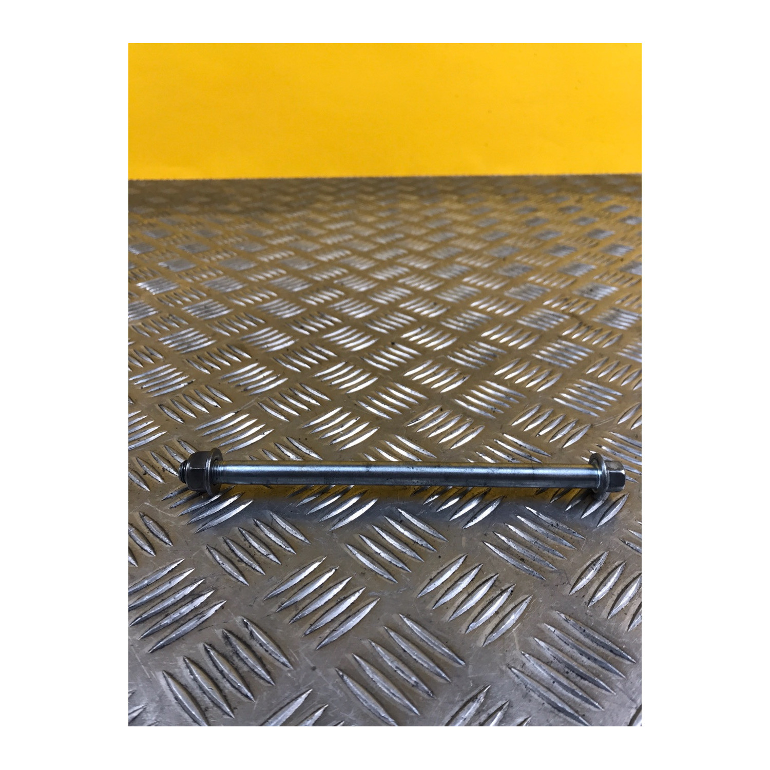 Axe de roue avant pour HONDA PCX 125 2019