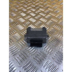 Régulateur de tension pour PIAGGIO ZIP 50 2013