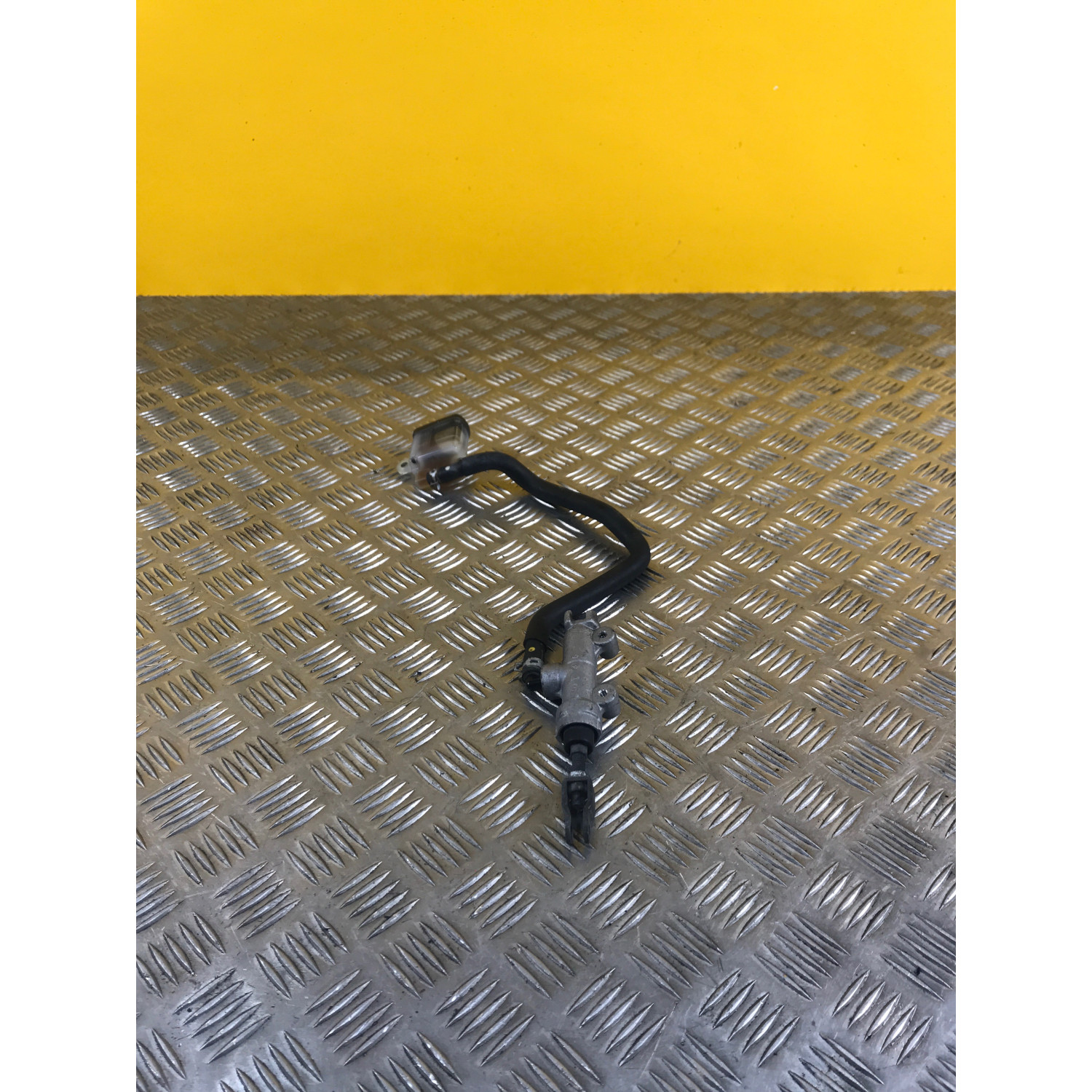 Maitre cylindre frein arrière pour SUZUKI GLADIUS 650 2010