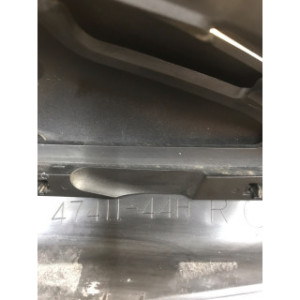 Demi coque arrière droite pour SUZUKI GLADIUS 650 2010