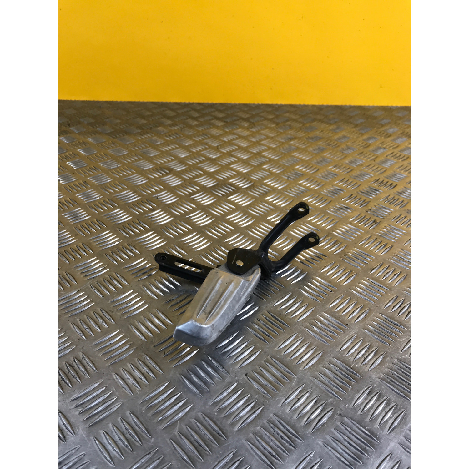 Repose pied droit pour HONDA PCX 125 2017