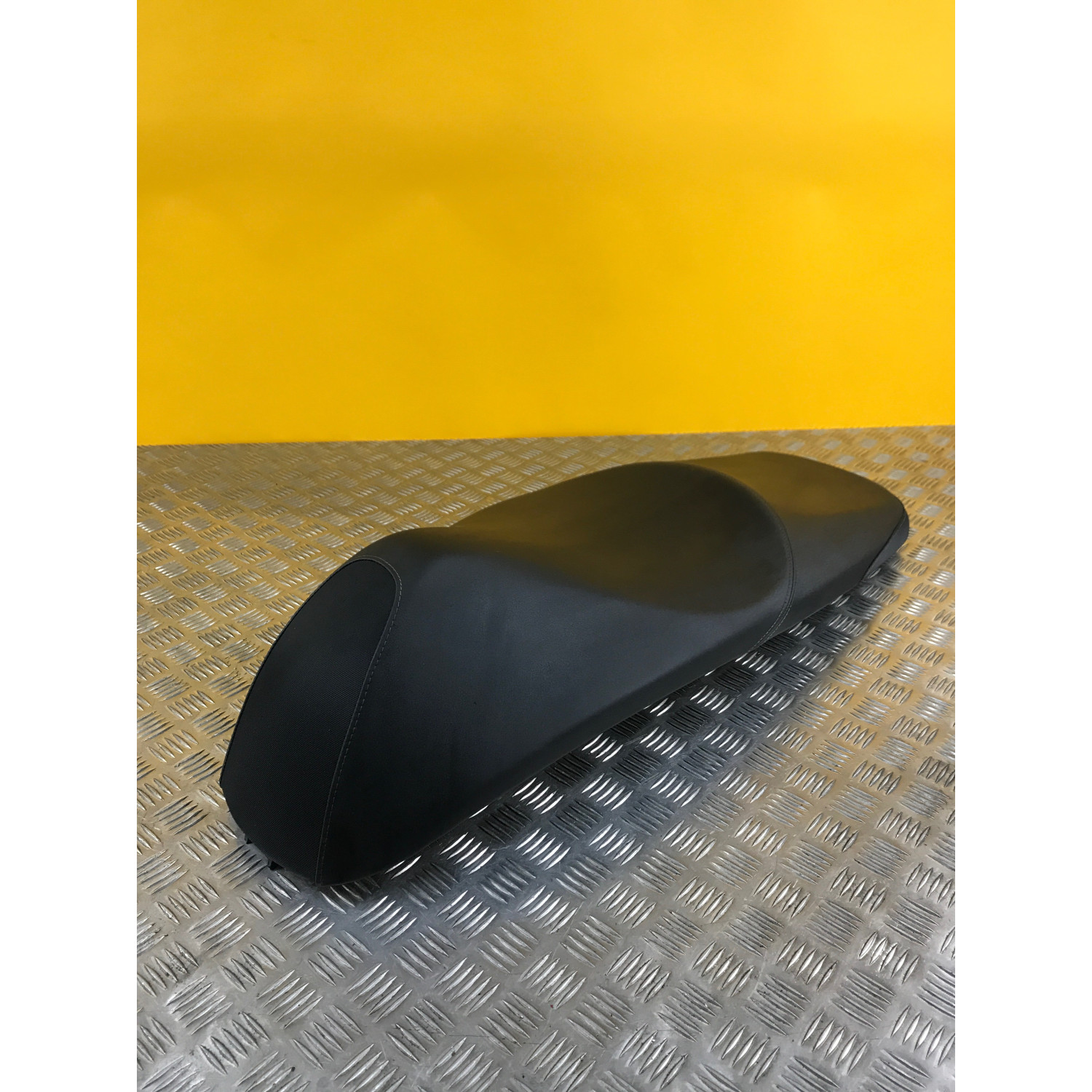 Selle pour HONDA SH 300 2017 77200-K53-D000
