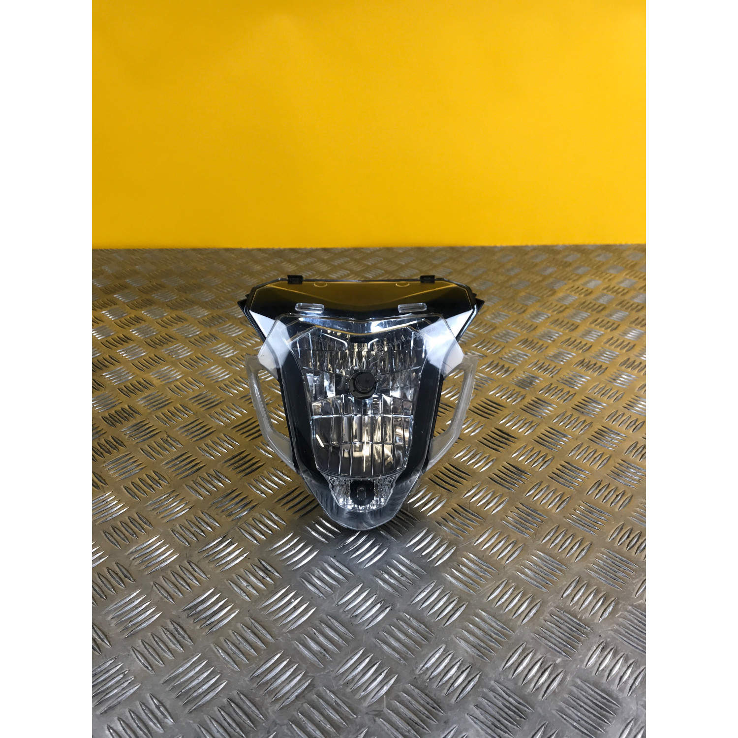 Phare avant pour BMW F 800 R 2015 63.12-854675-03