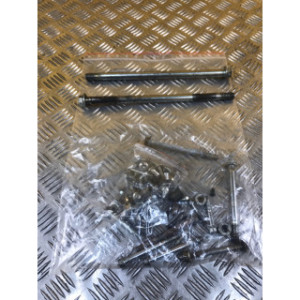 Kit visserie et axes pour ARCHIVE OUTBACK 125 2024