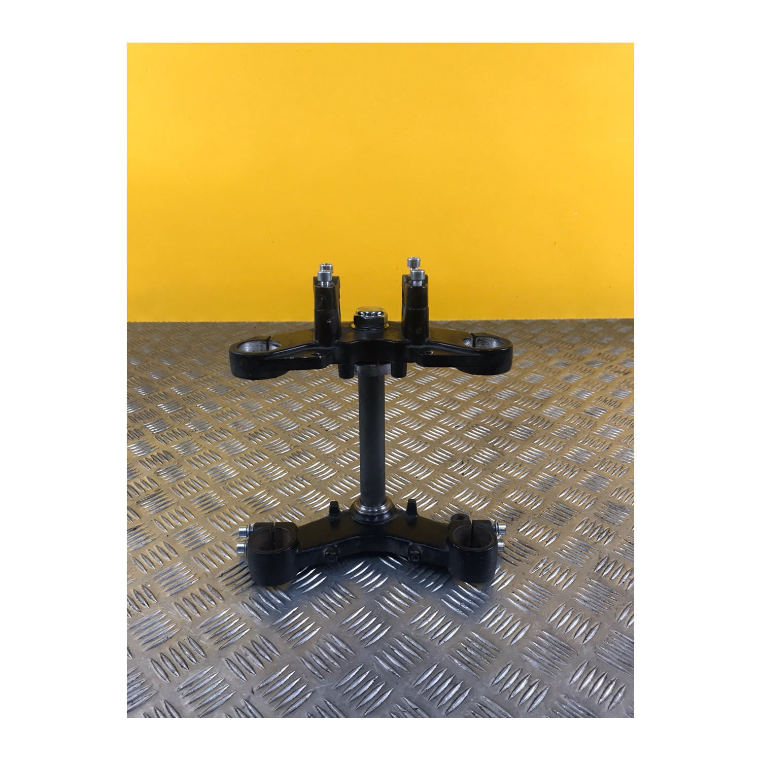 Té de fourche pour ARCHIVE OUTBACK 125 2024