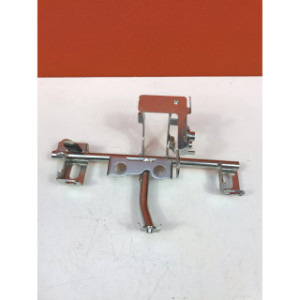 Support de feu avant droit pour HONDA SH 300 50230-KTW-307