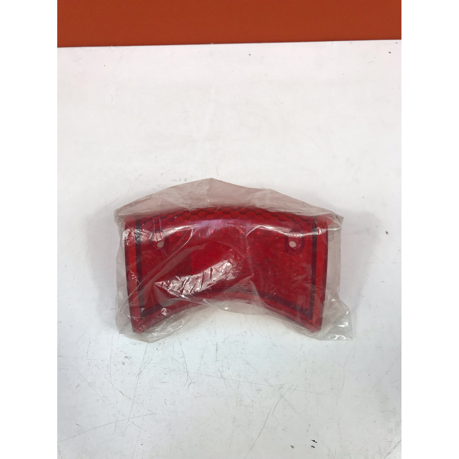 Feux arrière pour HONDA SH 300 33704-KTW-901