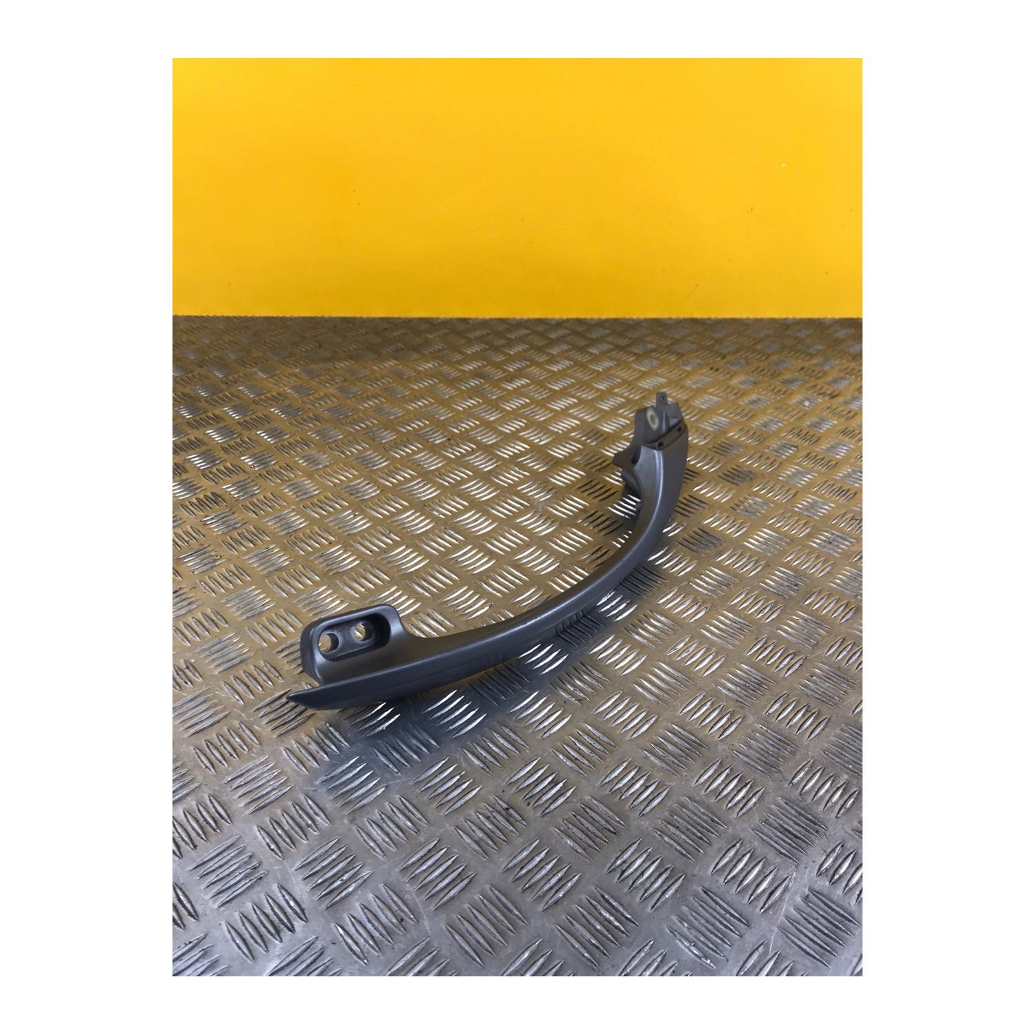 Poignée passager gauche pour SUZUKI BURGMAN 650 2014