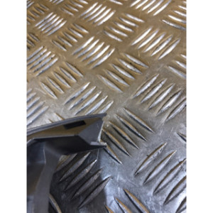 Poignée passager droite pour SUZUKI BURGMAN 650 2014