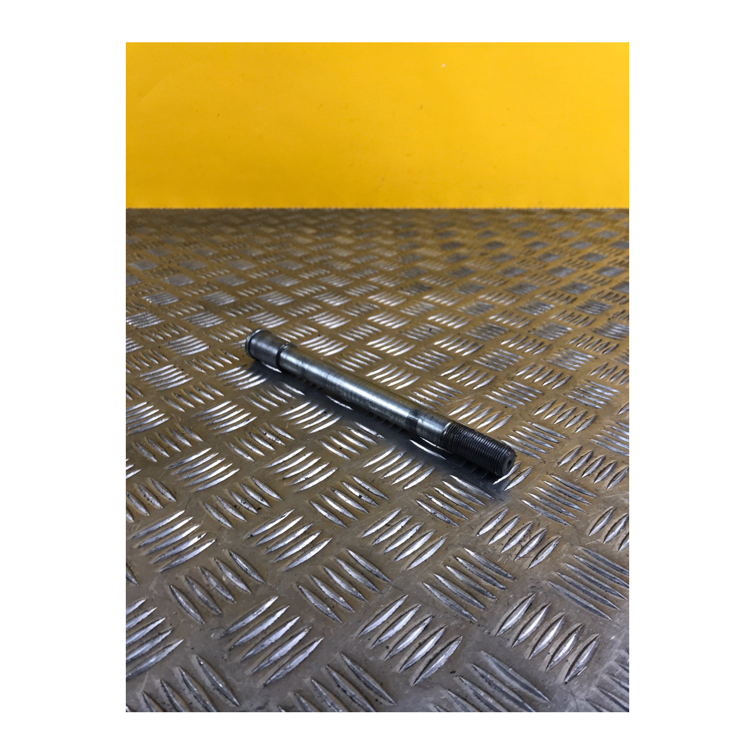 Axe de roue avant pour KAWASAKI Z 750 2005