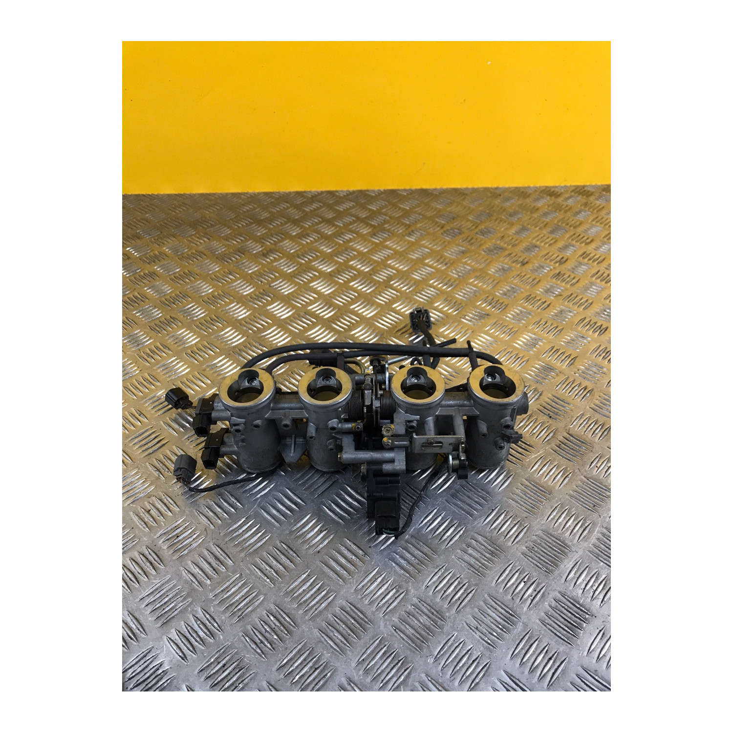 Rampe injection pour KAWASAKI Z 750 2005