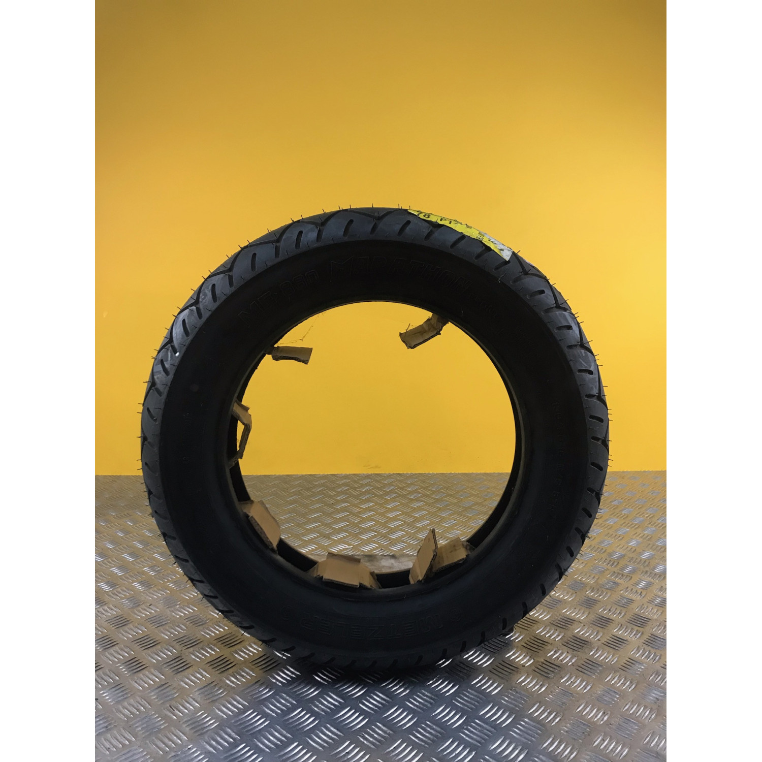 Pneu pour HARLEY DAVIDSON SPORTSTER 883 ME880