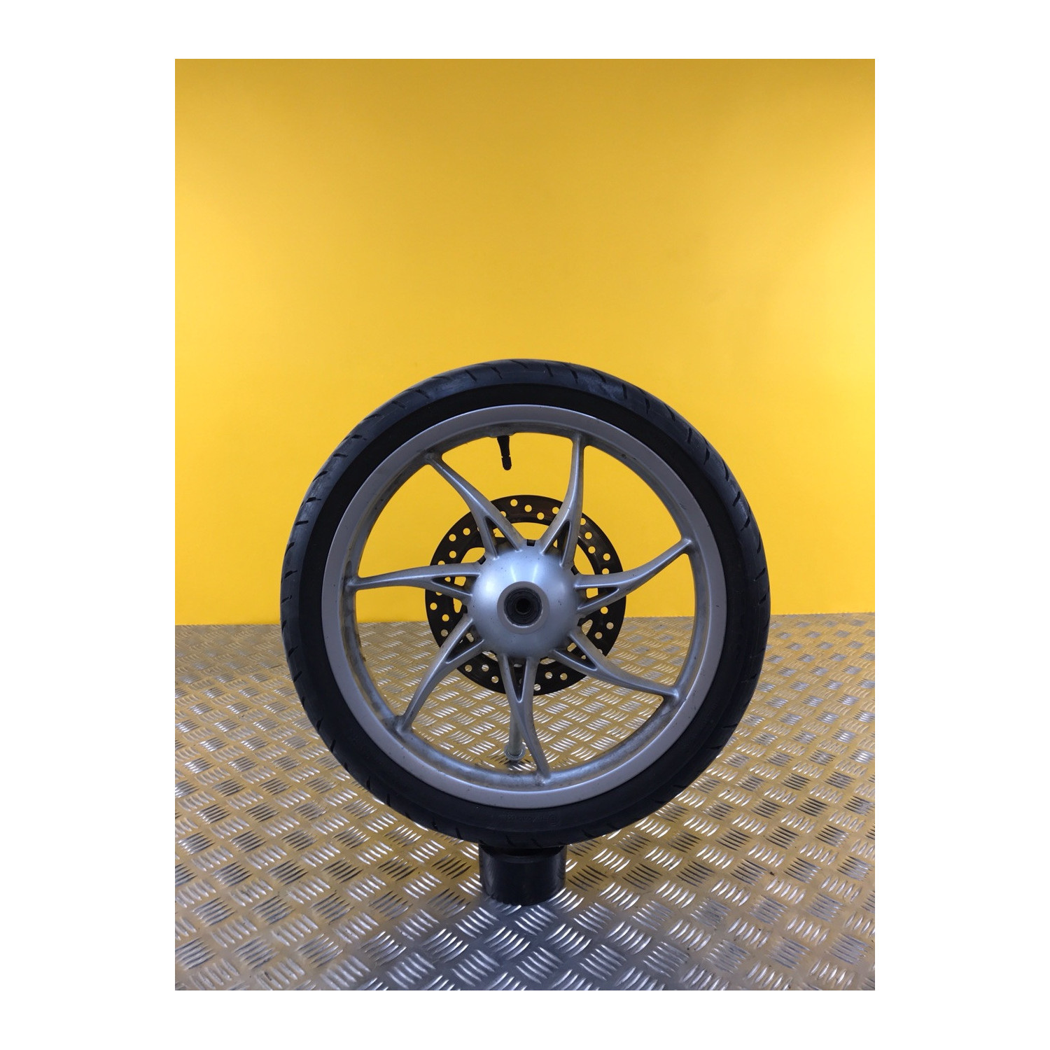 Jante avant pour PIAGGIO LIBERTY 125 2019