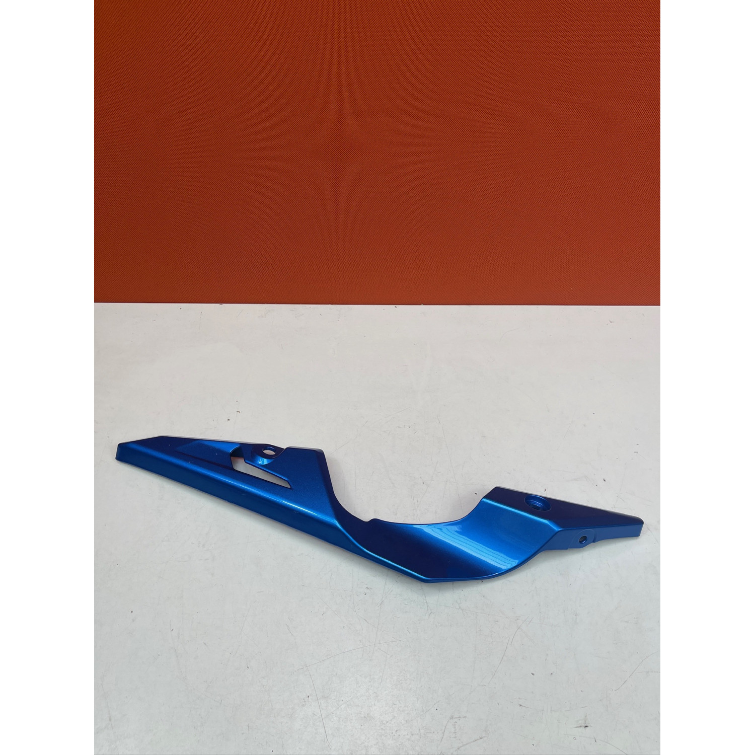 Cache latéral arrière sous selle gauche pour HONDA PCX 125 94431-06J0ZK