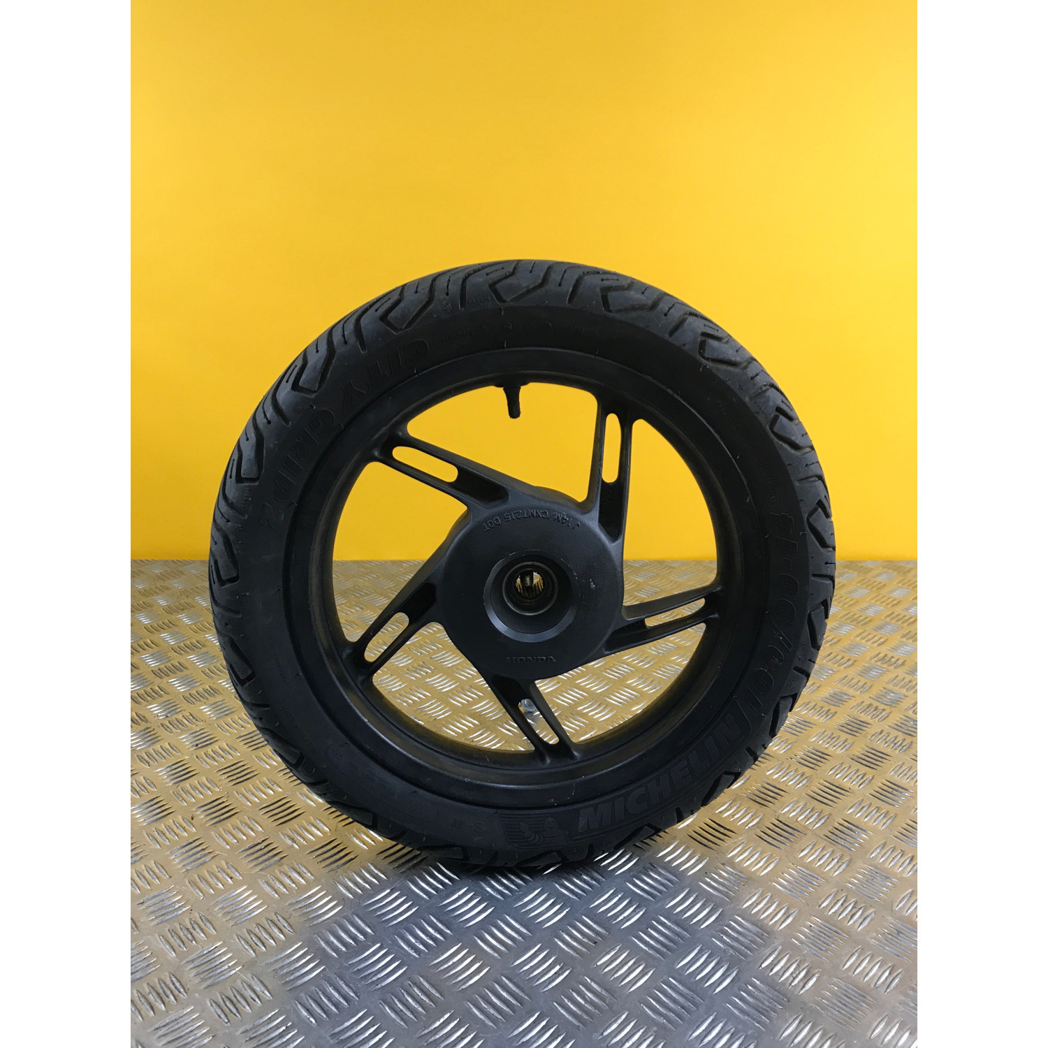 Roue arrière complete pour HONDA PCX 125 2010