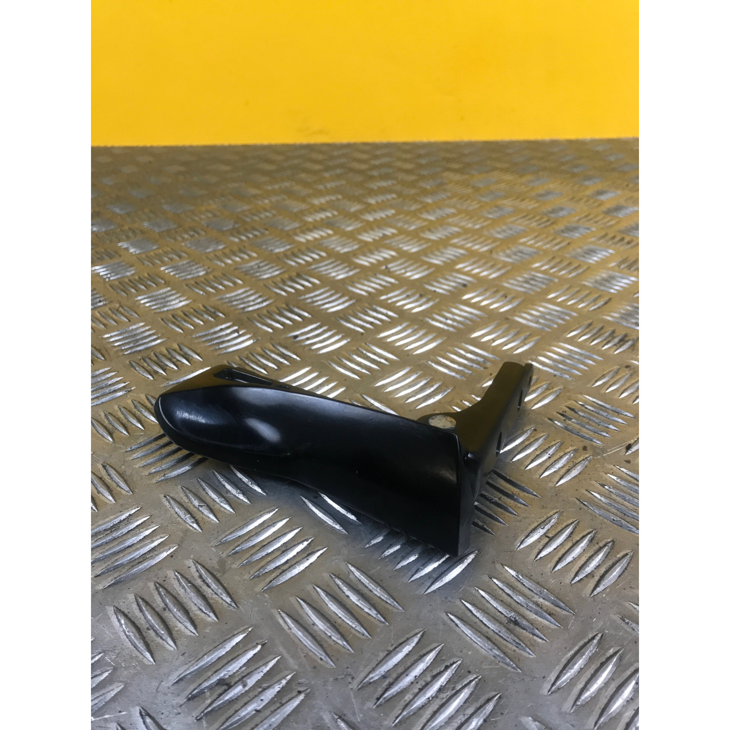 Repose pied arrière gauche pour PIAGGIO MP3 530 2024