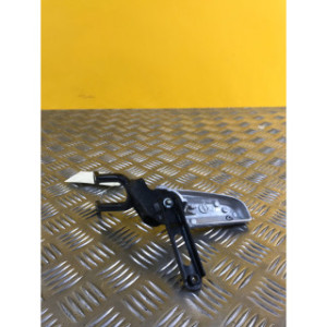 Repose pied arrière gauche pour HONDA PCX 125 2017 50730-KWN-900