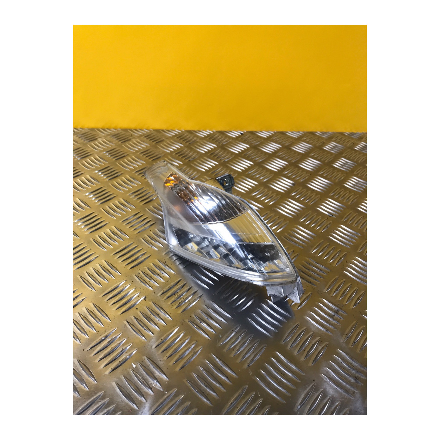 Clignotant arrière droit pour PIAGGIO BEVERLY 125 2016