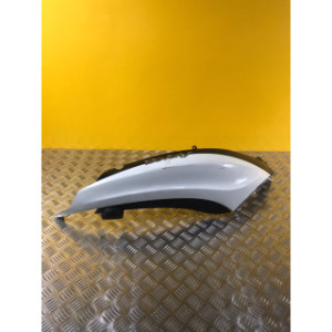 Cache latéral arrière sous selle droit pour PIAGGIO BEVERLY 125 2016