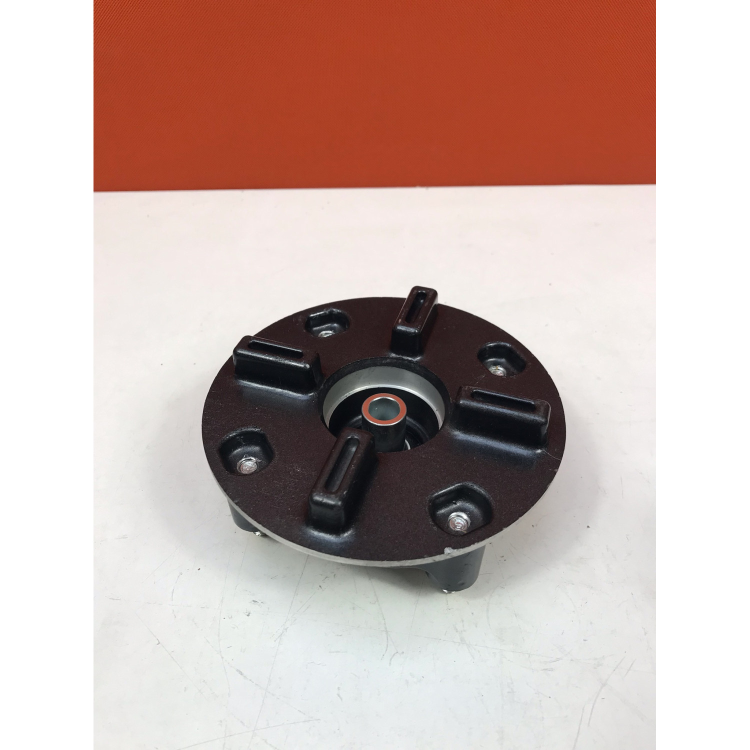 Jante arrière pour HONDA CBF 125 42615-KWF-950