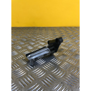 Repose pied droit pour HONDA CBF 750 F SEVEN FIFTY 2000