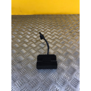 Régulateur de tension pour TRIUMPH BONNEVILLE T100 2012