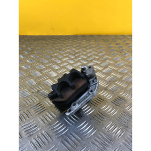 étriers de frein avant gauche pour TRIUMPH BONNEVILLE T100 2012