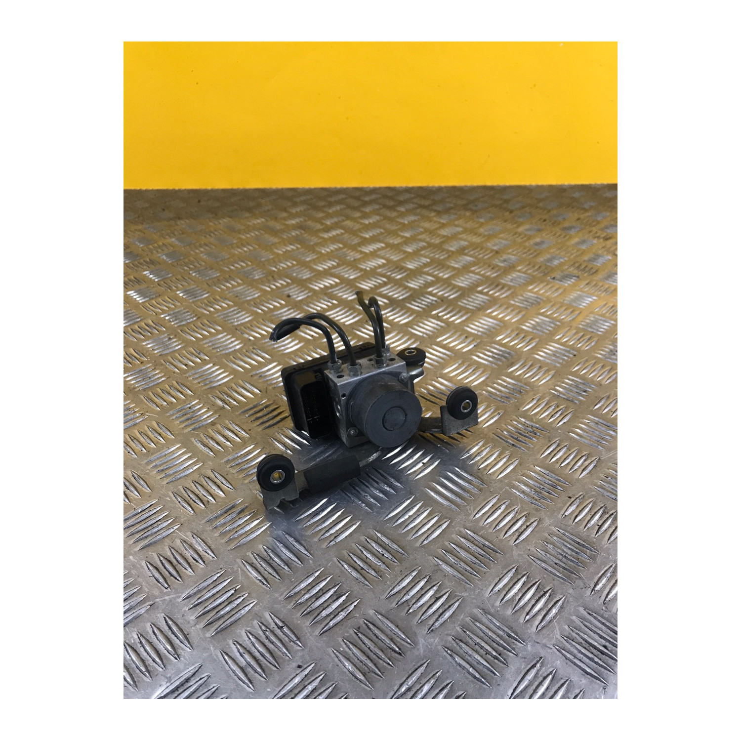 Bloc abs pour SUZUKI BURGMAN 650 2014