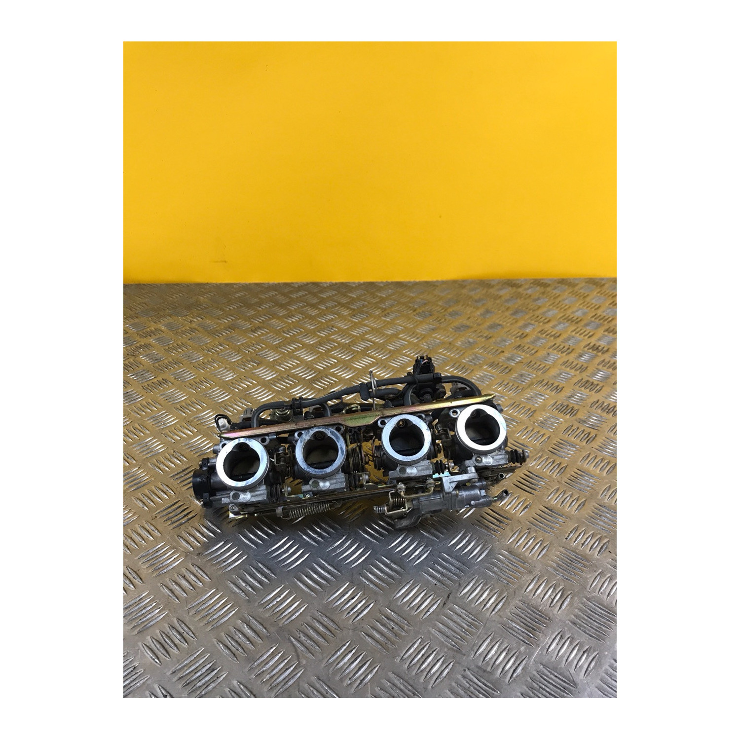 Rampe injection pour YAMAHA FJR 1300 2004