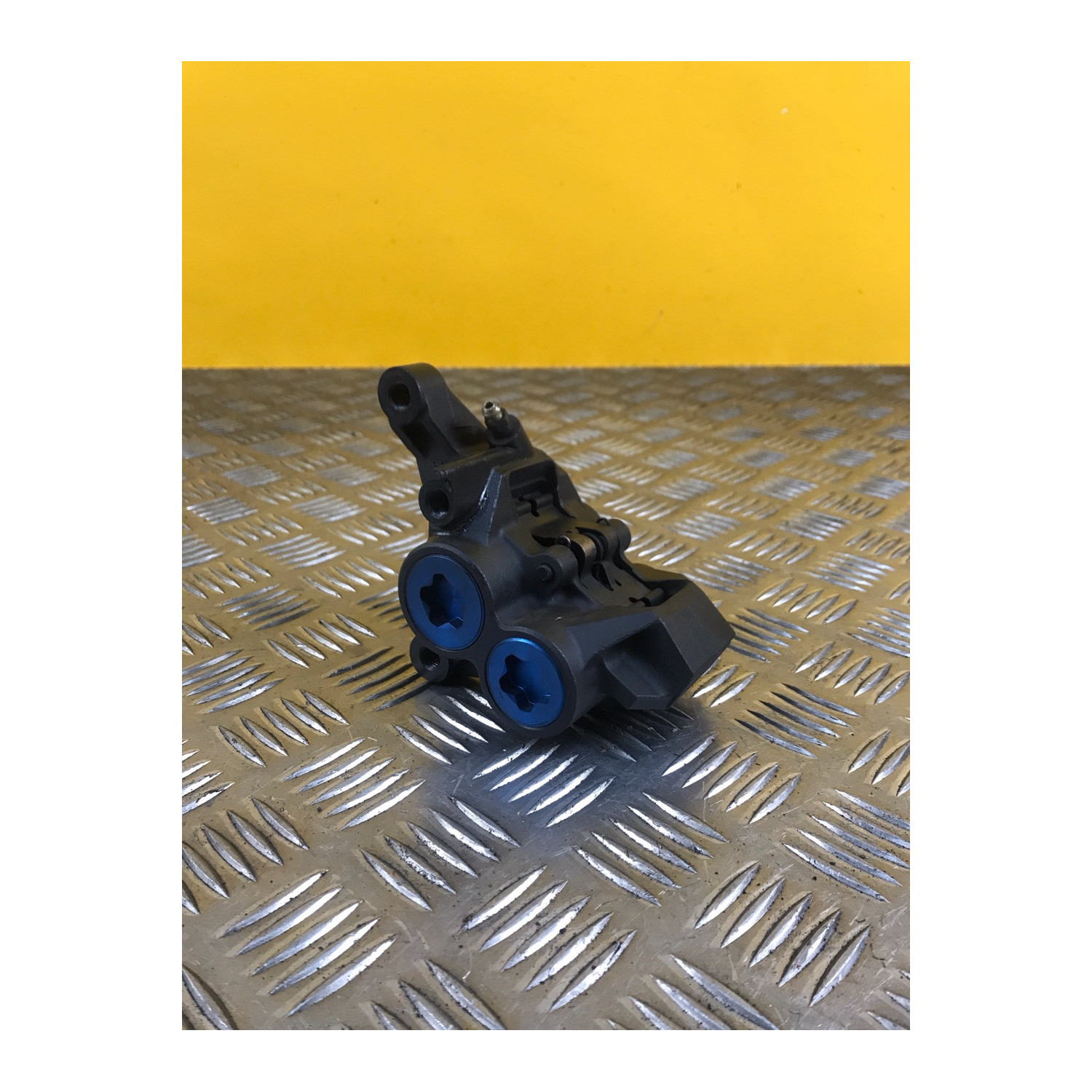 étriers de frein avant gauche pour YAMAHA FAZER 600 2002