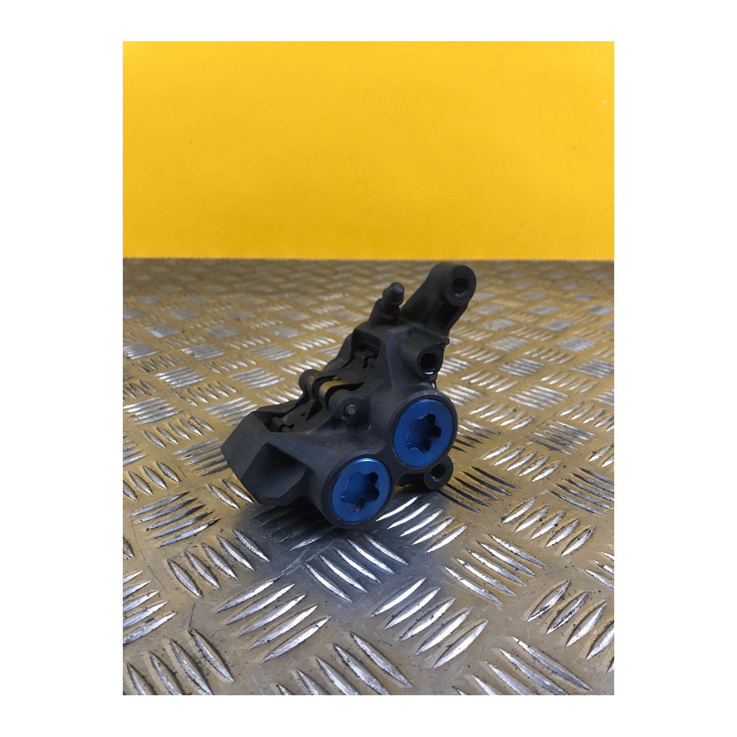 étriers de frein avant droit pour YAMAHA FAZER 600 2002