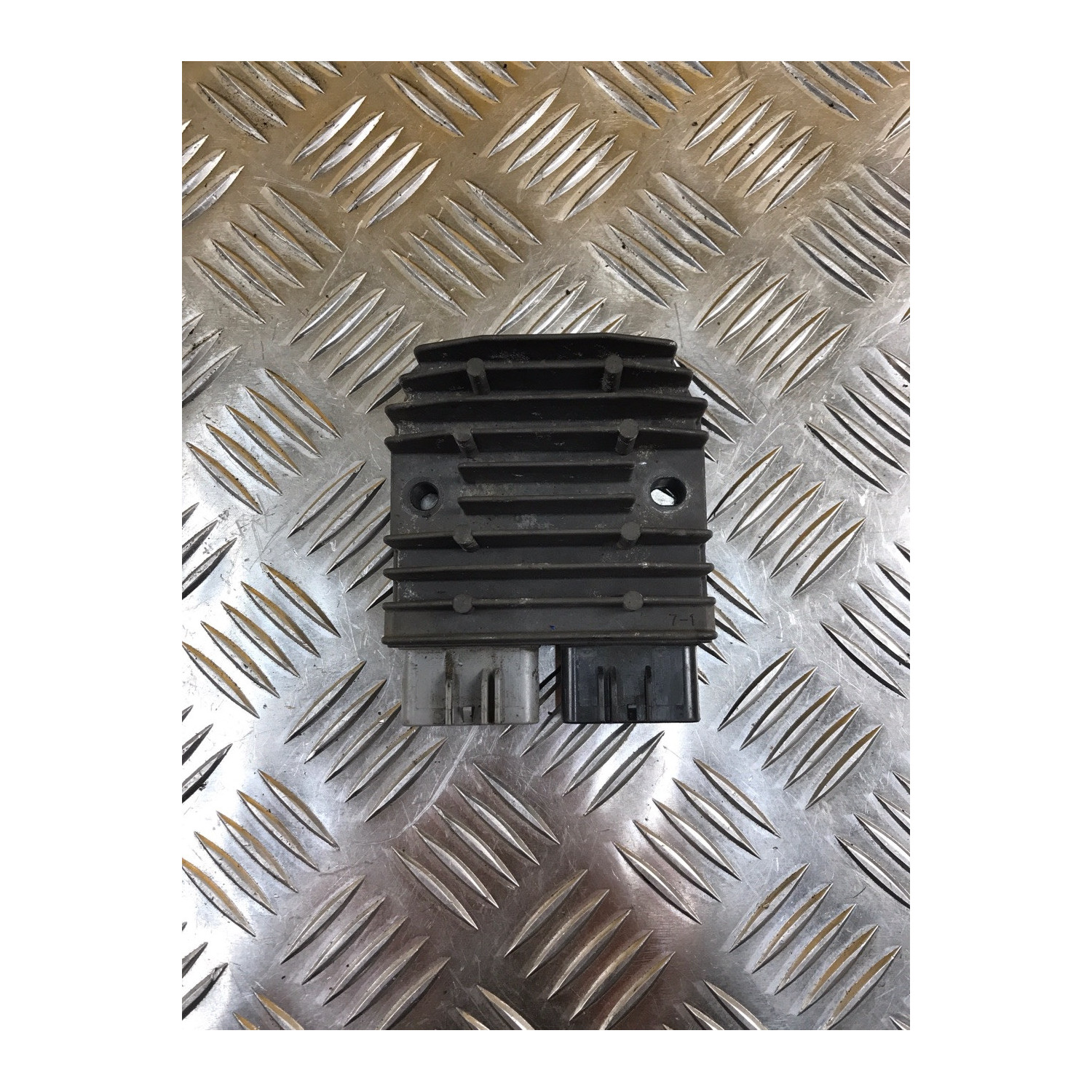 Régulateur de tension pour BMW S 1000 RR 2012