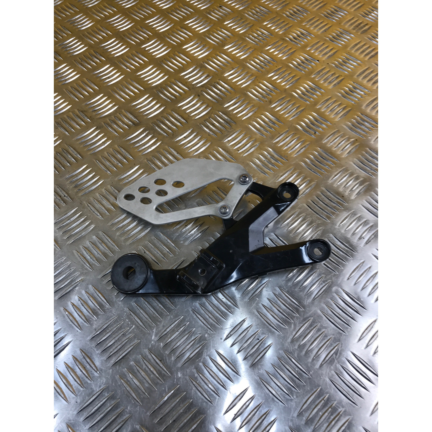 Platine repose pieds avant droite pour BMW S 1000 RR 2012