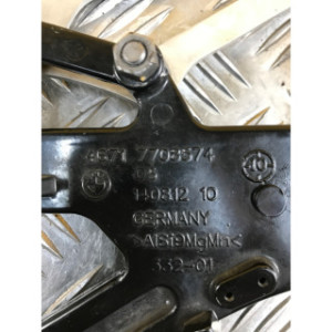 Platine repose pieds avant droite pour BMW S 1000 RR 2012