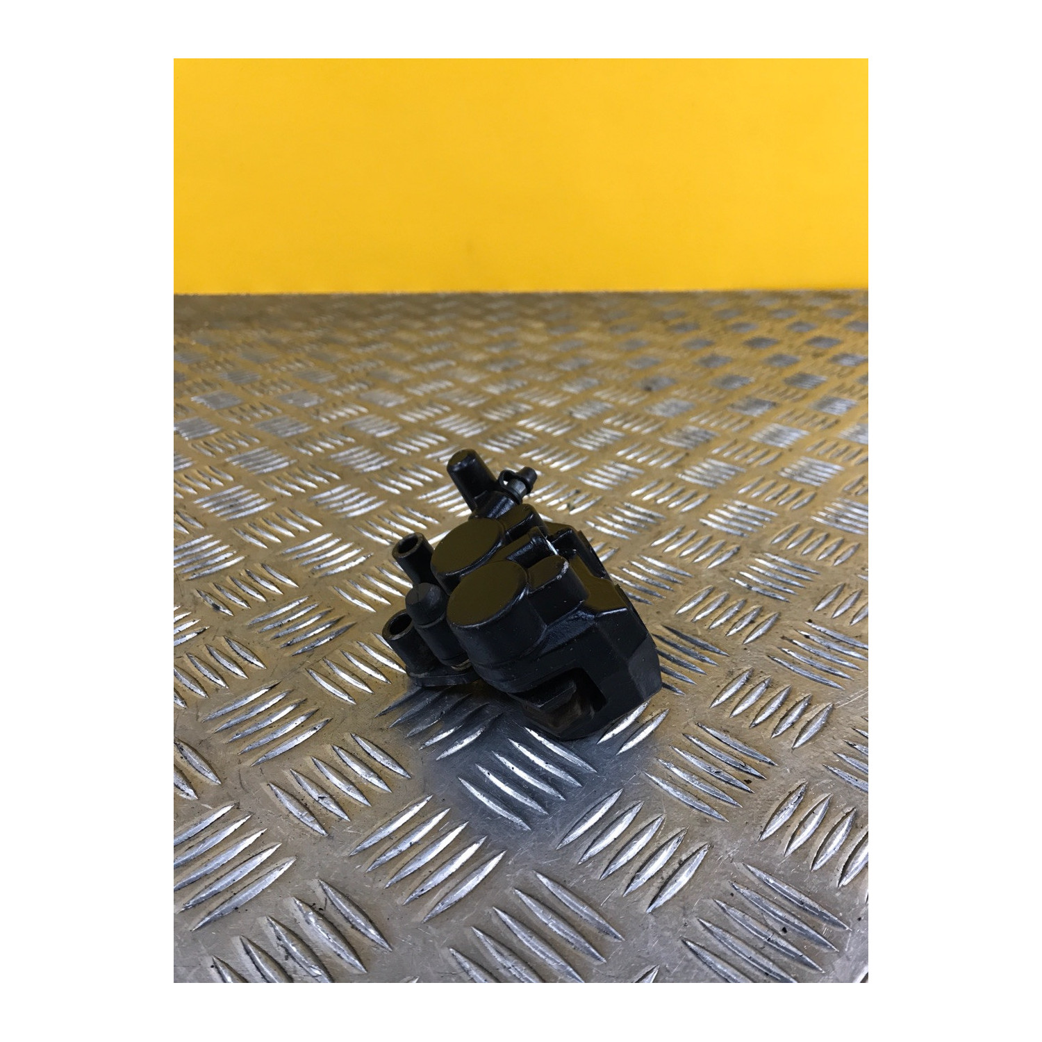 étriers de frein avant gauche pour APOLLO 250 DMZ 2024