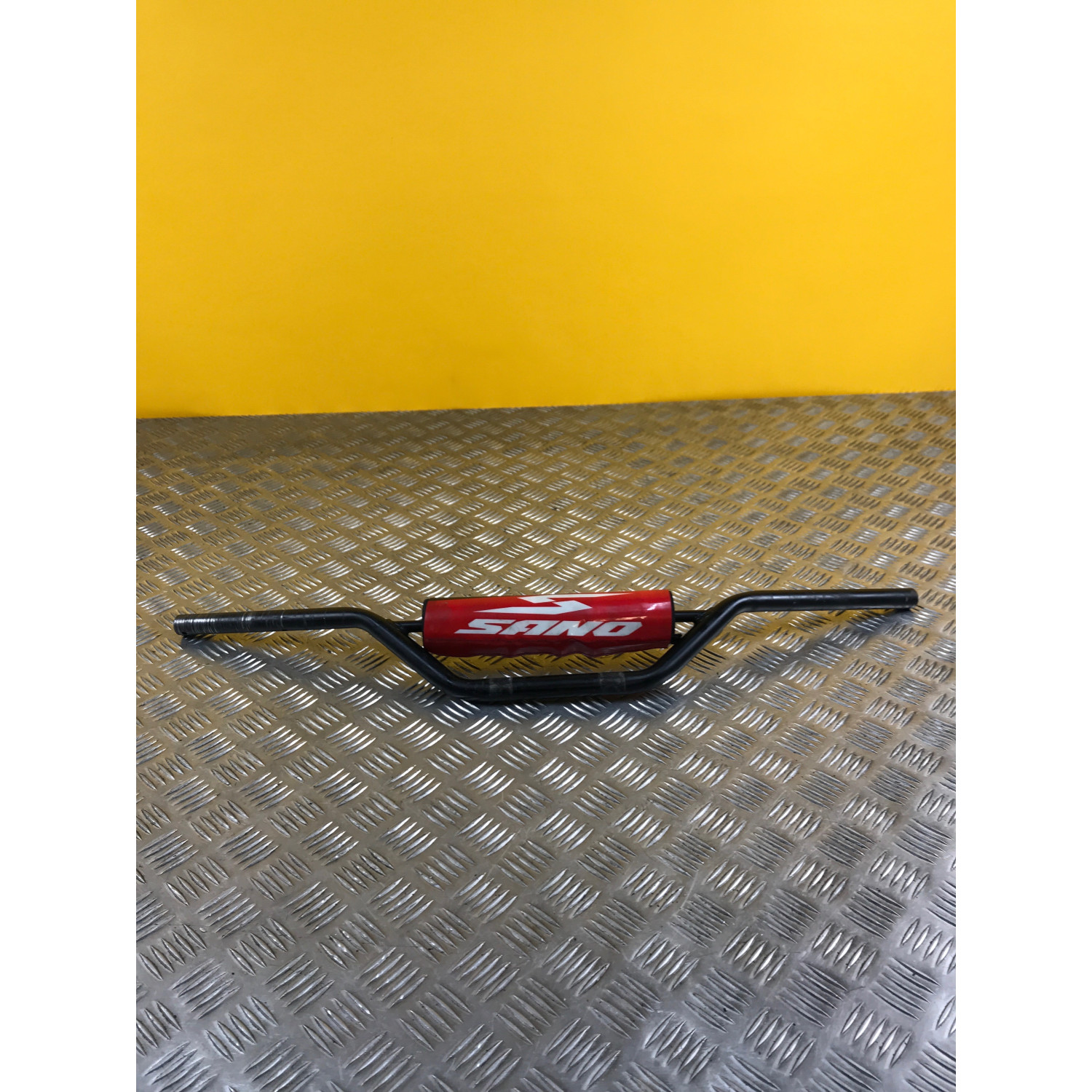 Guidon une pièce pour APOLLO 250 DMZ 2024