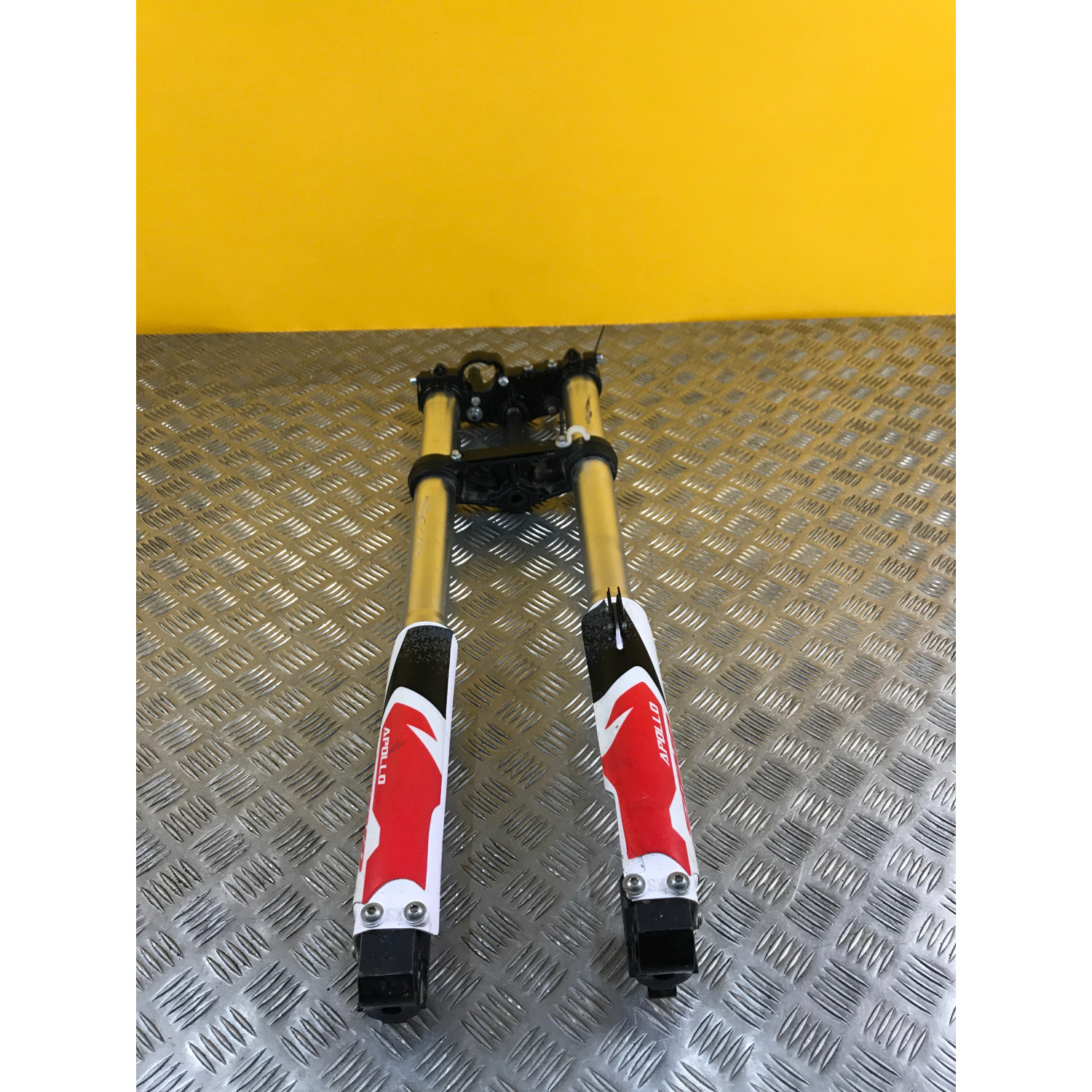 Fourche pour APOLLO 250 DMZ 2024