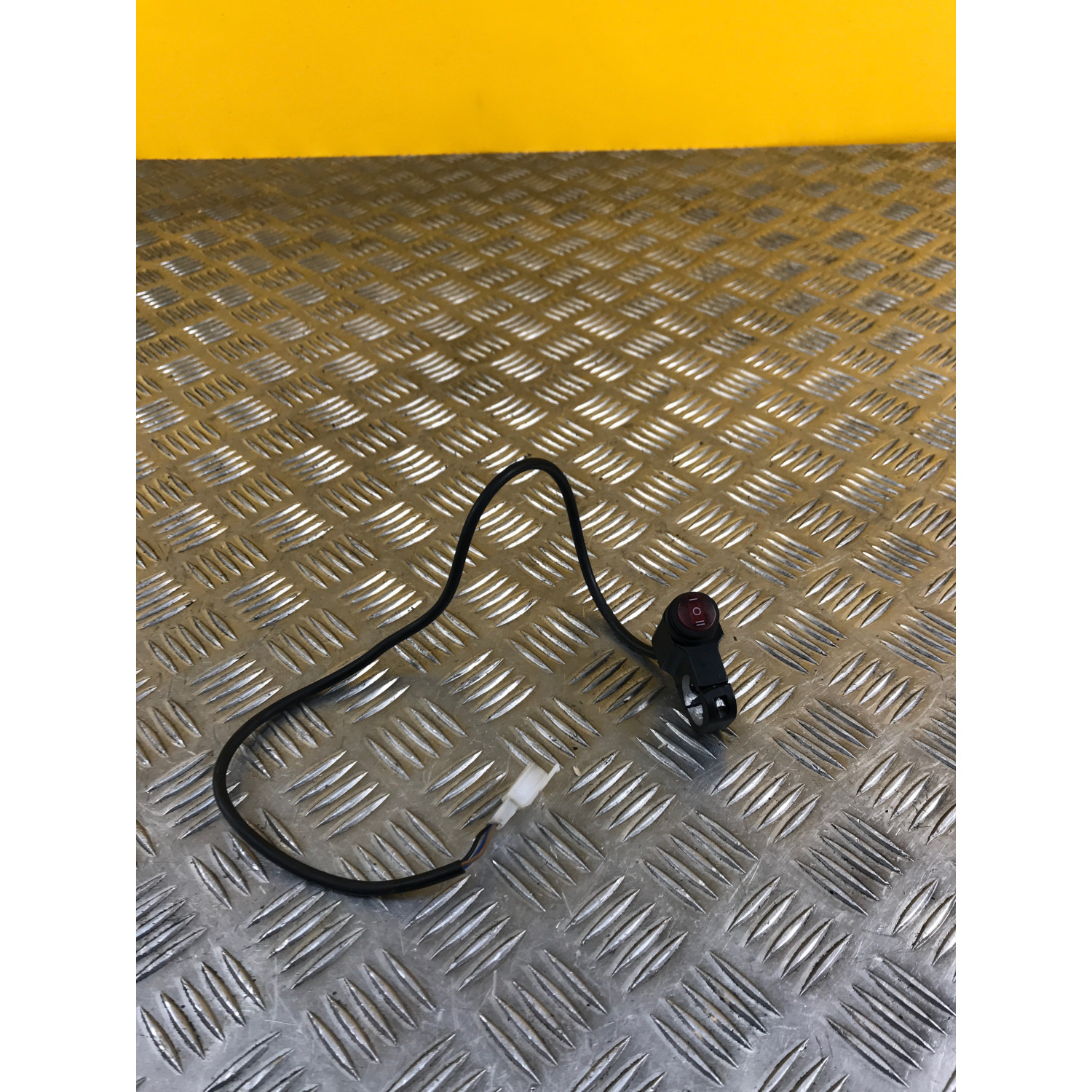 Commodo gauche gestion de l'éclairage pour APOLLO 250 DMZ 2024